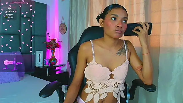 Snapshot of TashaNaughty4u chatting on May 2026 07:55:02 PM TashaNaughty4u online show from May 2026 07:55:02 PM