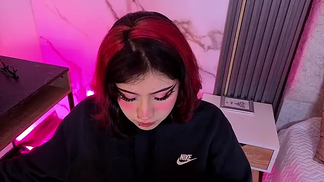 Kattie sweet1 online show from February 2026 01:07:02 PM