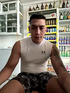 OliverWest04 online show from December 2025 10:05:01 PM