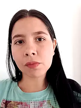 Snapshot of KarelysAC chatting on November 2025 06:09:02 PM KarelysAC online show from November 2025 06:09:02 PM