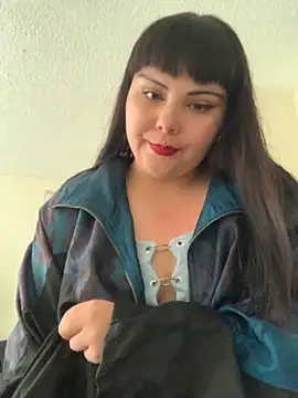 Snapshot of Yuliks_ chatting on November 2025 05:59:01 PM Yuliks online show from November 2025 05:59:01 PM