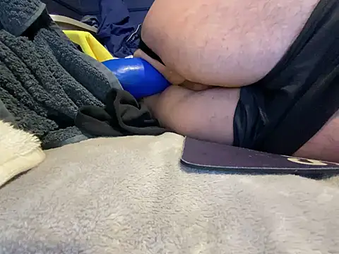 xxxenzo1 online show from January 2025 05:05:02 PM