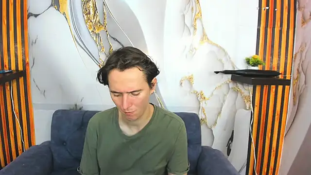 Aaron LatinMen2 online show from November 2025 08:02:01 PM