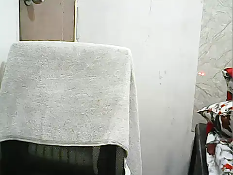 Snapshot of cutechubby chatting on February 2026 01:09:02 AM cutechubby online show from February 2026 01:09:02 AM