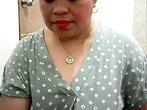 Snapshot of cutechubby chatting on February 2026 01:57:02 AM cutechubby online show from February 2026 01:57:02 AM