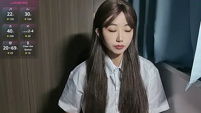 Yyoo-99 online show from November 2025 10:13:02 PM