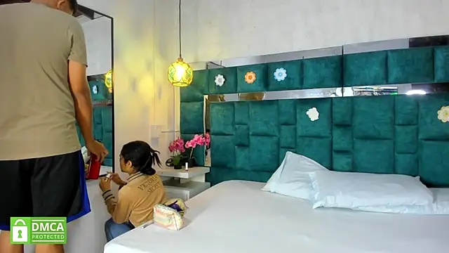  bonnyandclyde online show from January 2026 12:32:02 PM