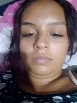 Snapshot of Beckyz25 chatting on November 2025 07:25:02 PM Beckyz25 online show from November 2025 07:25:02 PM