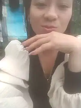 tieutam122 online show from February 2026 09:50:01 AM