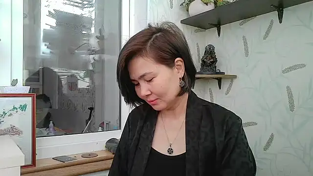 Nettie Allie online show from December 2025 08:52:01 AM