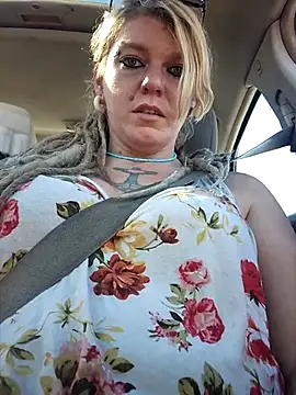 Horny hippie online show from February 2026 07:54:02 PM