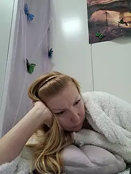 Snapshot of JenyJansy chatting on November 2025 05:58:02 PM JenyJansy online show from November 2025 05:58:02 PM