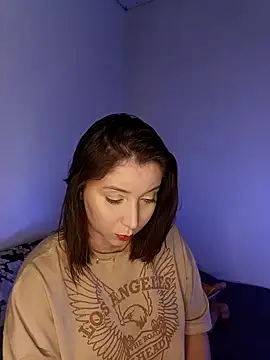 Brunetthe online show from December 2025 01:59:02 AM