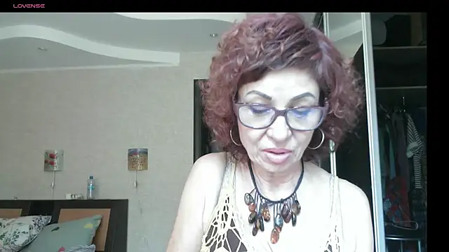 Kelly Flurr online show from August 2026 11:37:01 AM