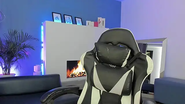 Anto Thompson online show from May 2026 07:44:02 PM