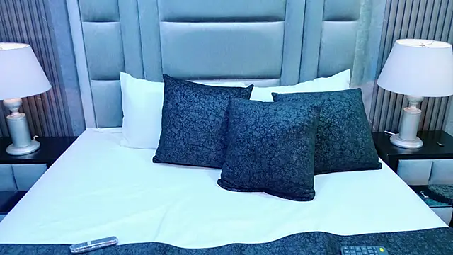 Snapshot of MadysonMiler chatting on December 2025 01:35:02 AM MadysonMiler online show from December 2025 01:35:02 AM