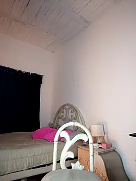 Im Kloe online show from February 2026 06:14:01 PM