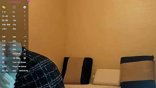 AlexaLurexx online show from February 2026 02:09:01 PM