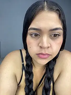 Snapshot of Teen_Valery chatting on December 2025 05:17:02 AM Teen Valery online show from December 2025 05:17:02 AM