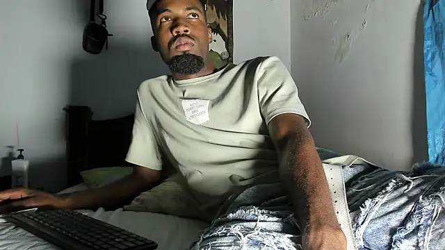 Snapshot of blaze_panther chatting on March 2026 02:13:02 PM blaze panther online show from March 2026 02:13:02 PM