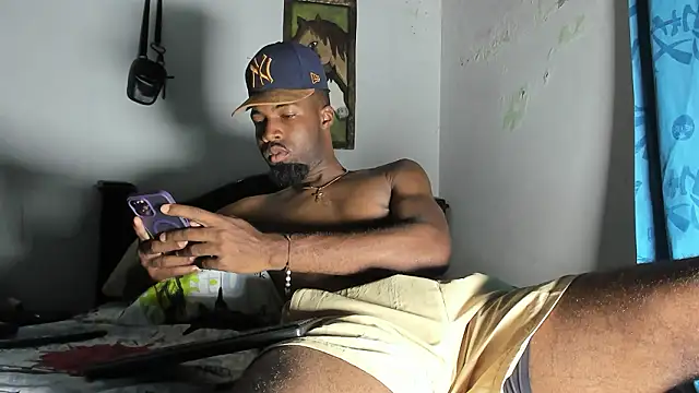 Snapshot of blaze_panther chatting on March 2026 12:28:02 AM blaze panther online show from March 2026 12:28:02 AM