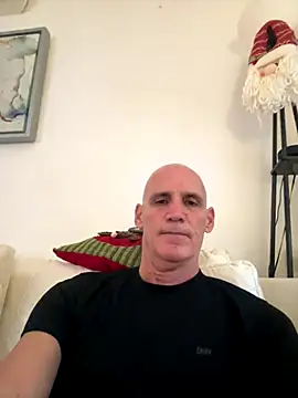 Snapshot of Elosoo chatting on December 2025 10:27:01 PM Elosoo online show from December 2025 10:27:01 PM