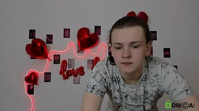 leo void online show from February 2026 08:20:02 PM