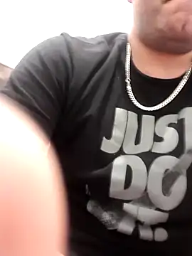 Snapshot of mrmav6969 chatting on December 2025 09:51:02 AM mrmav6969 online show from December 2025 09:51:02 AM