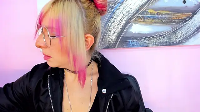 samanta-fox online show from December 2025 05:31:02 PM