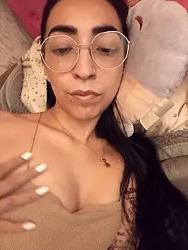 Yani-14 online show from February 2026 10:57:01 PM