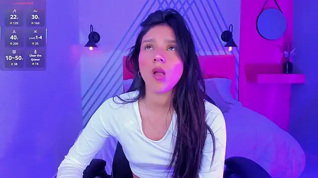 Kari Kaory online show from April 2026 01:01:02 PM