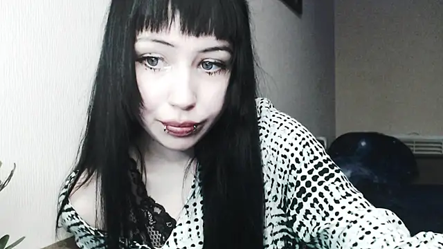 Snapshot of Lucyy666 chatting on December 2025 05:35:01 AM Lucyy666 online show from December 2025 05:35:01 AM