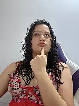 Snapshot of Alana_444 chatting on August 2026 04:33:01 AM Alana 444 online show from August 2026 04:33:01 AM