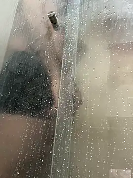 Snapshot of Criss_____ chatting on November 2025 10:12:01 PM Criss online show from November 2025 10:12:01 PM