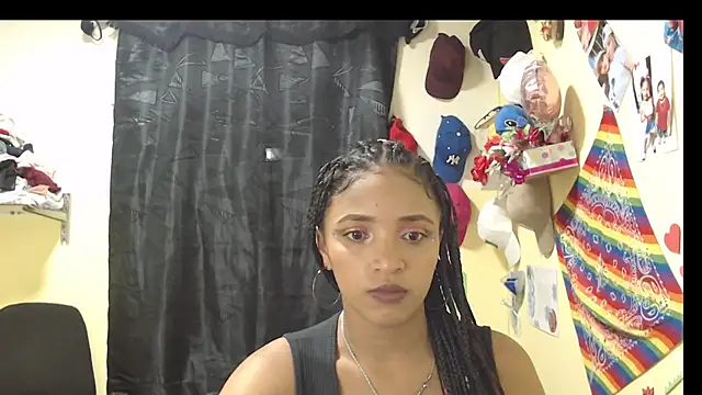 lia Hazbun online show from December 2025 03:03:01 AM