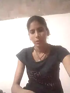 Snapshot of SassyDiy chatting on March 2026 06:01:01 PM SassyDiy online show from March 2026 06:01:01 PM