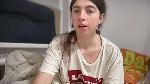 Aphr0ditee online show from March 2026 07:06:02 PM