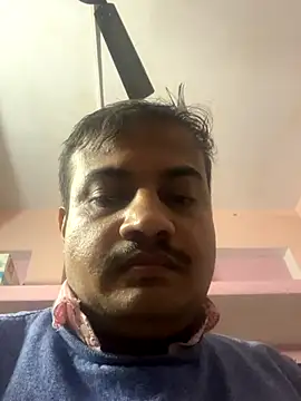 Saxymood1111 online show from November 2025 05:43:01 AM