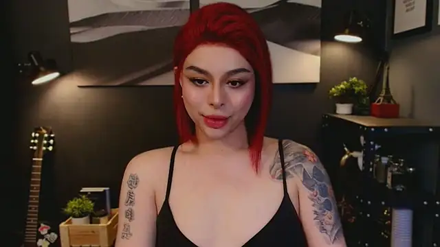 Kim Kaye online show from November 2025 06:11:02 PM