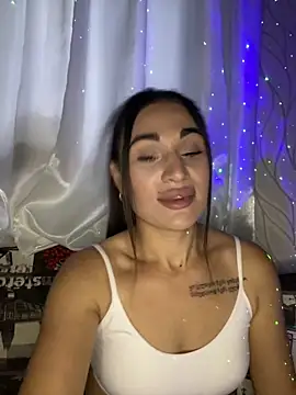 Snapshot of MonikaSi chatting on June 2026 03:58:02 PM MonikaSi online show from June 2026 03:58:02 PM