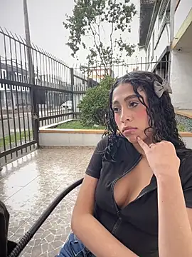 MiaScott Pink online show from January 2026 09:29:01 PM