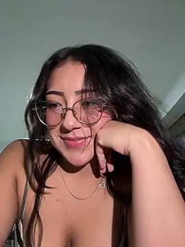 Snapshot of Dafne_se chatting on May 2026 11:21:02 PM Dafne se online show from May 2026 11:21:02 PM