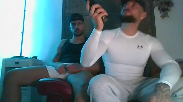 lorenzoca9897 online show from January 2026 02:52:02 PM