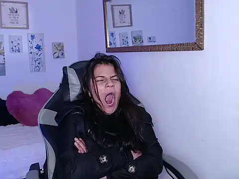 Nina  666 online show from January 2026 01:38:01 PM