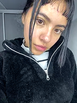 Snapshot of Young_candy_ chatting on November 2025 09:08:01 PM Young candy online show from November 2025 09:08:01 PM