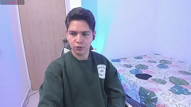 Snapshot of Asta_YunoXXX chatting on February 2026 06:21:02 AM Asta YunoXXX online show from February 2026 06:21:02 AM