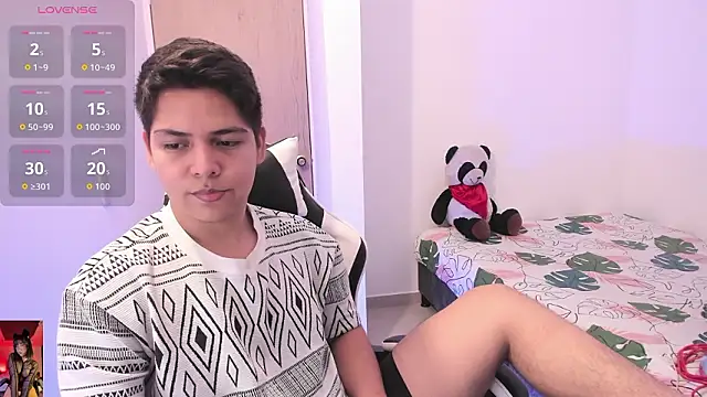 Snapshot of Asta_YunoXXX chatting on February 2026 06:23:01 AM Asta YunoXXX online show from February 2026 06:23:01 AM