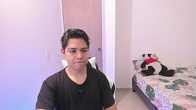 Snapshot of Asta_YunoXXX chatting on March 2026 04:36:02 AM Asta YunoXXX online show from March 2026 04:36:02 AM