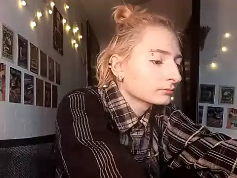 AmyGrok online show from December 2025 12:43:02 PM