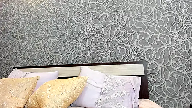 Sweet little gir online show from December 2025 10:46:01 AM